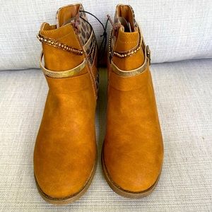 Pop Little & Big Girls Knowles Block Heel Booties, Size 5